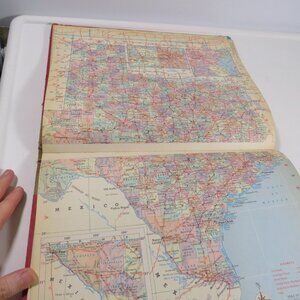 Vintage Hammond's 1960's New Era Atlas of the World Maps Hardback Book Collect